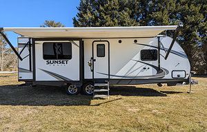 Sunset Trail | Spacious & Cozy, Ideal for a Couple