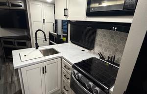 2025 Jayco Jay Feather 29BHB