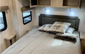 2020 Rockwood Ultra Lite 2608BS - Camp in Luxury!