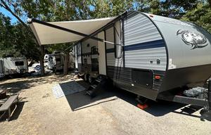 2019 Cherokee Forest River. Sleeps 10!