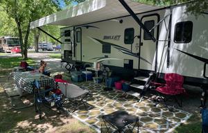 Fully Furnished, loaded RV-Bunkhouse!