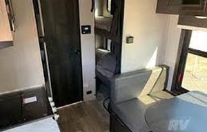 2022 Jayco Jay Feather Micro 171BH RV rental photo 8
