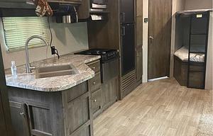 2018 Dutchmen RV Coleman Lantern Series 263BH