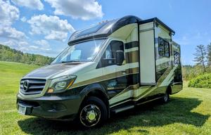 Itasca Navion | Classy Mercedes RV with 2 slides