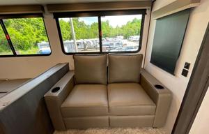 2022 Keystone RV Hideout 32LBH