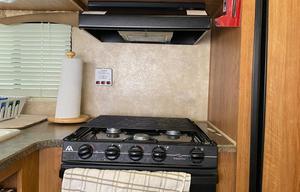 2010 Jayco Jay Flight 24FBS RV rental photo 5