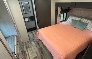 * Your Home Away From Home 2b/2b * Delivery Only *