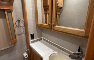 2022 Tiffin Motorhomes Allegro RED 360 38 KA RV rental photo 28