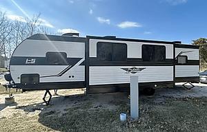 "Texas Triple Chill" Coachmen Shasta 530QB