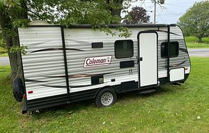 2016 Dutchmen RV Coleman Light CTS17FQ RV rental photo 1