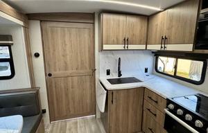 Grand Design Imagine 2800BH Family Travel Trailer