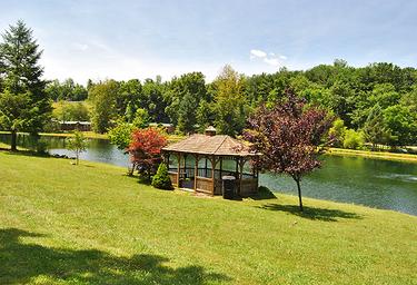 Robin Hill Campground