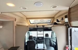 Luxury Mercedes RV – Sleeps 5