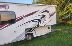 2022 Coleman Thor RV rental photo 26