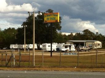 A Stones Throw RV Park