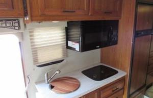 2017 Mercedes Benz Jayco Melbourne 24K