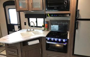 2020 Keystone Hideout - Luxury Camping