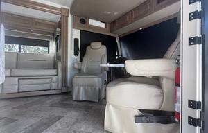 2020 Georgetown GT3 bunkhouse