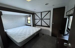 2020 Forest River RV Salem 33TS
