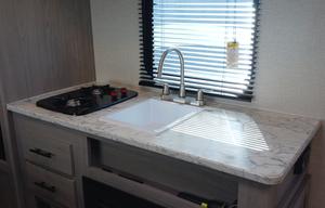 2023 Coleman 17B RV rental photo 6