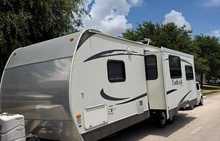 Cozy Family Camper | Sleeps 6 | Delivery Available