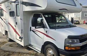 Easy Handling, Epic Adventures! 21 ft Motorhome