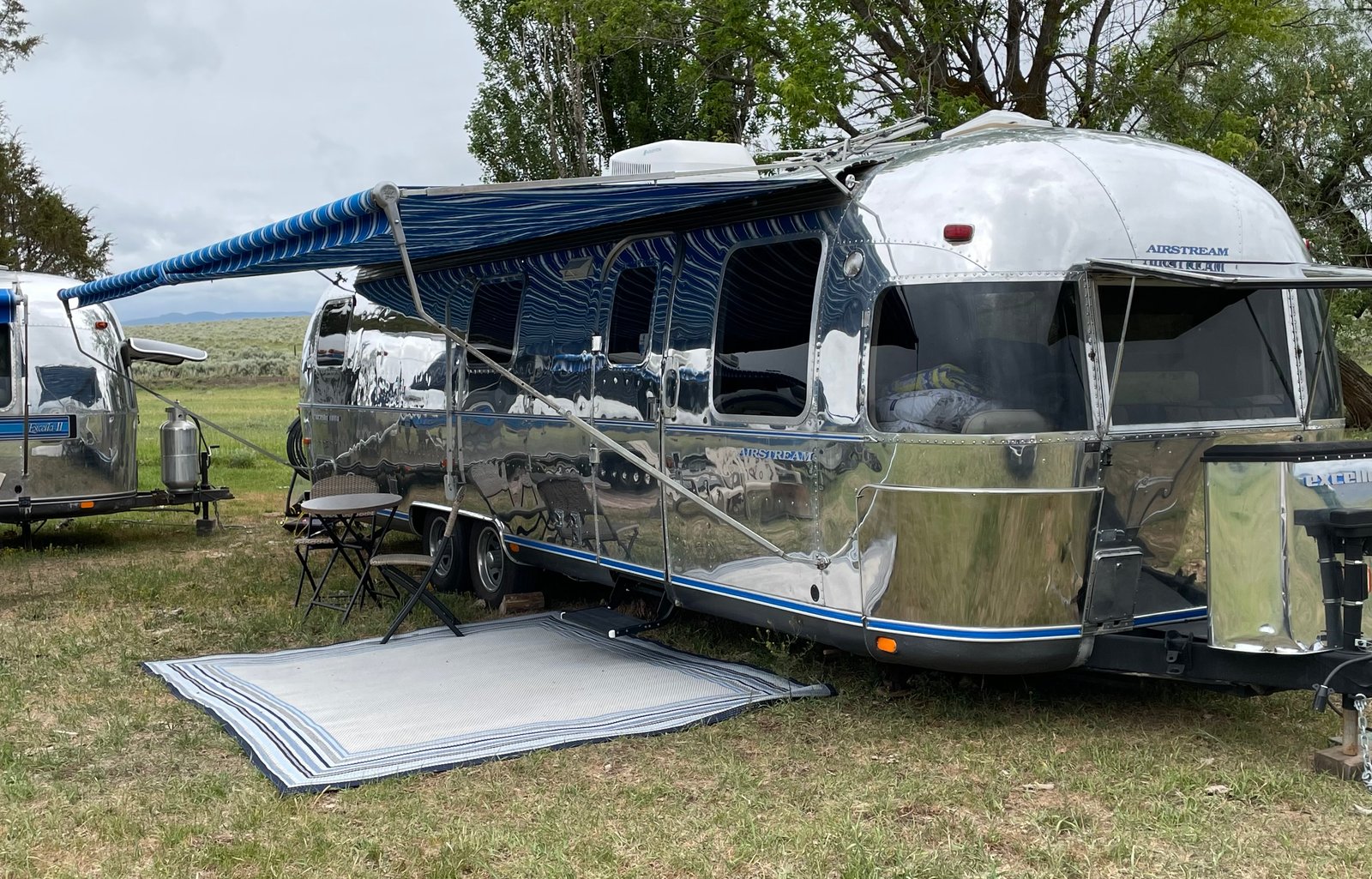 SilverStays 1990 Airstream Excella *DELIVERY ONLY*