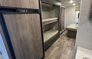 2023 Minnie Winnie 33 Footer Bunkers