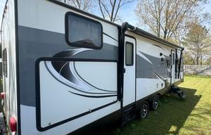 2017 Forest River RV Vibe 308BHS RV rental photo 4