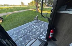 R&R camperrental family & pet adventure