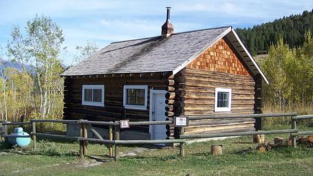 Wall Creek Cabin