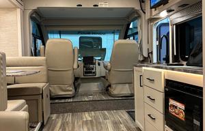 Crazy Easy to Drive!!! Short Class A!