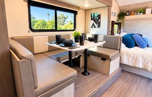 2026•Sleeps 8•Full Bunks•Slide-Out•Outdoor Kitchen