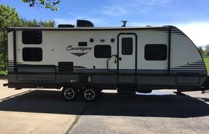 2017 Surveyor 245 BHS   Delivery available. Generator available.