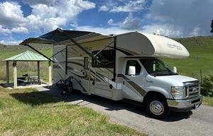 *New Listing* 2016 Thor Freedom Elite 29FE