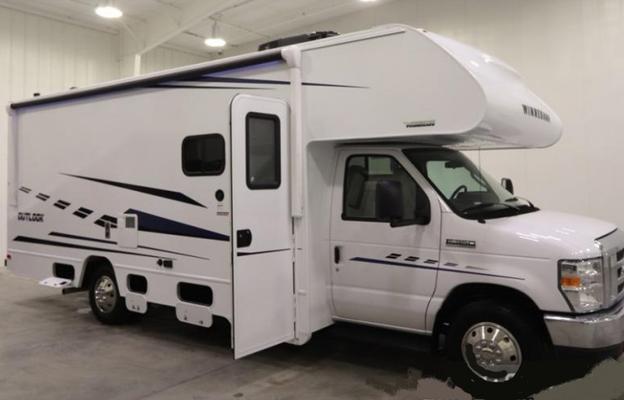 2019 Winnebago Outlook 25J