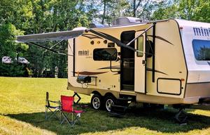 Smoky Mountain Therapy + Perfect for Couples