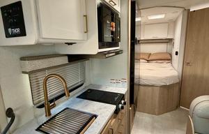 2026 Thor Chateau 21Z