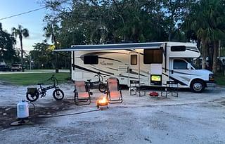 Family RV + Free E-Bike! 2017 Coachmen 27QB