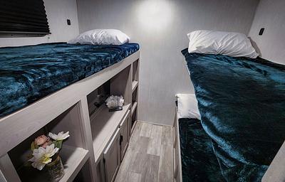 2025 VIKING. Spacious Camper!