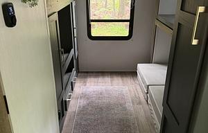 2024 Eddie Bauer BH, We Deliver & Set Up Sleeps 10