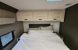 New 32ft motorhome Sunseeker LE 3250DS