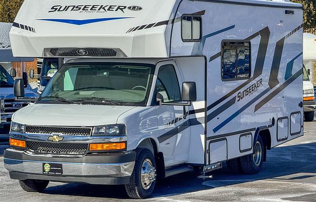 S12 Luxury Small RV - No Slides