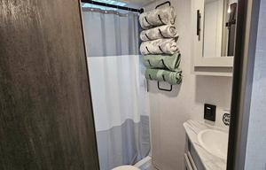 Cute & Clean Camper W/ Sleep Number in Muskegon