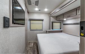 2022 Thor Motor Coach Hurricane 31C