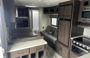 2021 Transcend Xplor 247BH RV rental photo 10