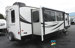 2021 Keystone RV Cougar “pet friendly”