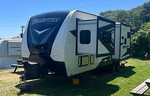 2022 Grand Design Momentum G-Class 25G RV rental photo 1