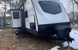 Dutchman Kodiak Ultimate RV