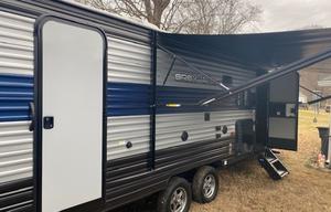 Pat's Wolf Den 2021 Forest River RV Cherokee